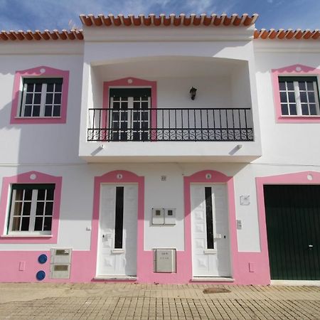 Апартаменты Casa Da Avo Вила-Нова-де-Мильфонт Экстерьер фото